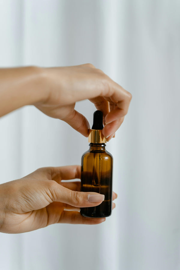 Best Facial Oils For Dry and Sensitive Skin